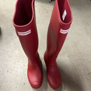 Women’s rain boots